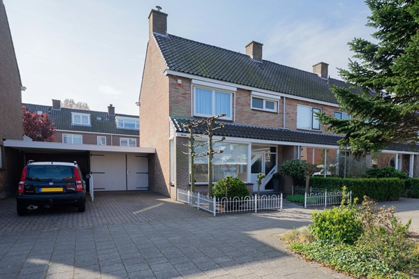 Verkocht onder voorbehoud: Spoellaan 17, 1964 TA Heemskerk